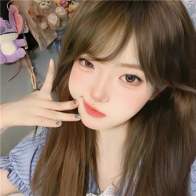 订婚当天富豪千金来虐渣